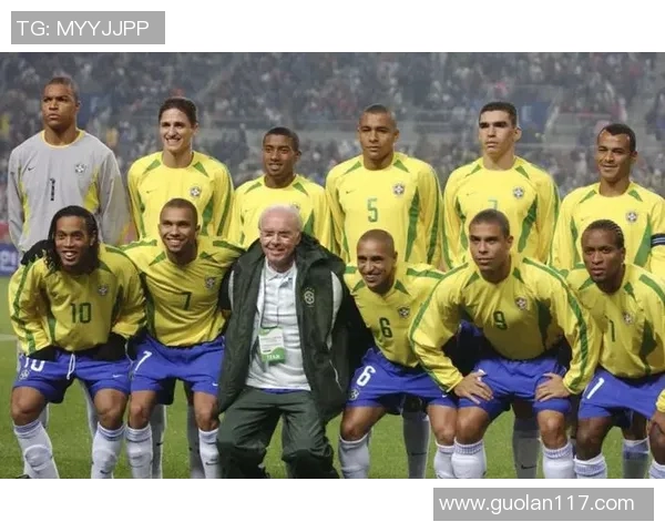 足球传奇谢幕时刻:球星们最后一战的感人告别与辉煌回忆