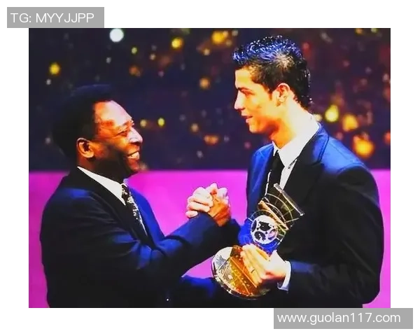 足球巨星退役后的转型之路与生活新篇章深度观察